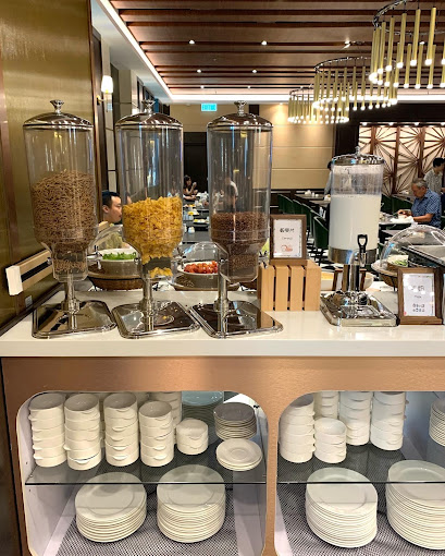 Handelsgewerbliche Getränkemaschine aus Edelstahl 2