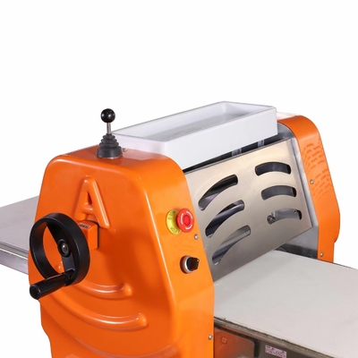 380A 520A0630E Vertikale Teigausrollmaschine im europäischen Stil aus Aluminium und Kunststoff