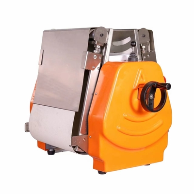 370 mm Rollendeigpressmaschine für Restaurant Phase 1 0,4 kW Leistung 2,5 kg Rollgewicht