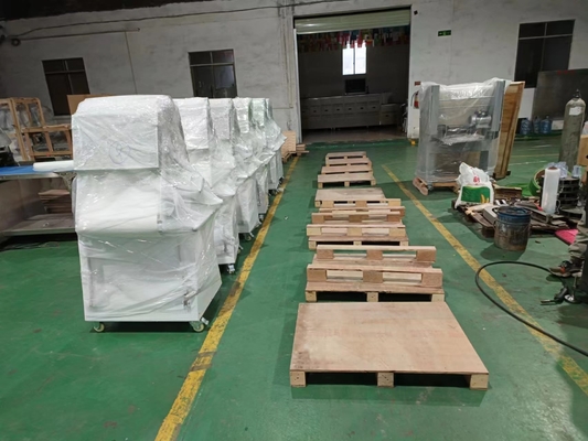 220V/380V vertikales Teigblatt 6,5kg Max Teiggewicht Roller Regulierungsbereich 0,5-38mm