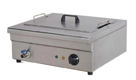 Professionelle elektrische Bratgeräte aus Edelstahl zur mühelosen Zubereitung von Lebensmitteln in klassischem Silber