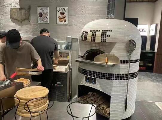 Mosaik-Hybrid-Pizzoofen. Holz-Gas-Elektro-Dreifachbrennstoff, Outdoor-Pizza- und Brotroaster.